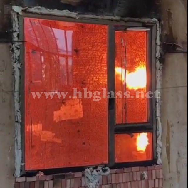 PyroSpec fire-rated glass manufacturing facility with quality control testing